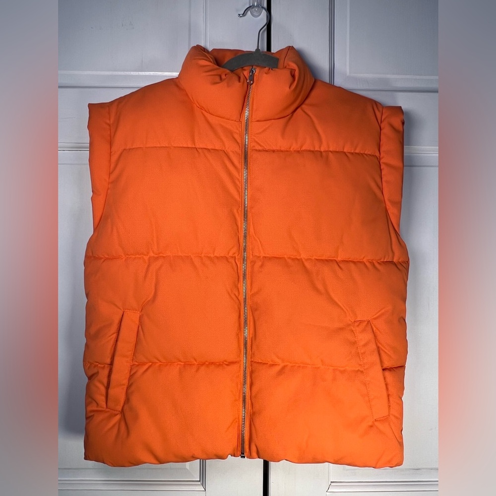 NWOT Missguided Bold Orange Puffer Boxy Oversize Vest US Size 2